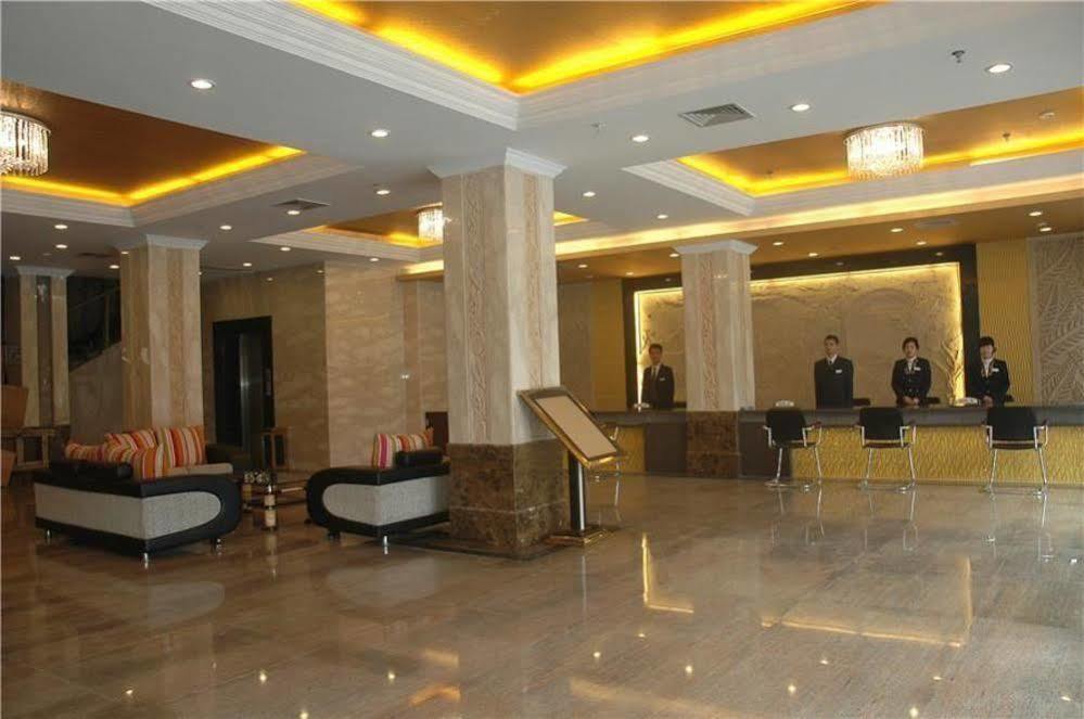 Guangzhou Xiangdu Hotel Beltér fotó